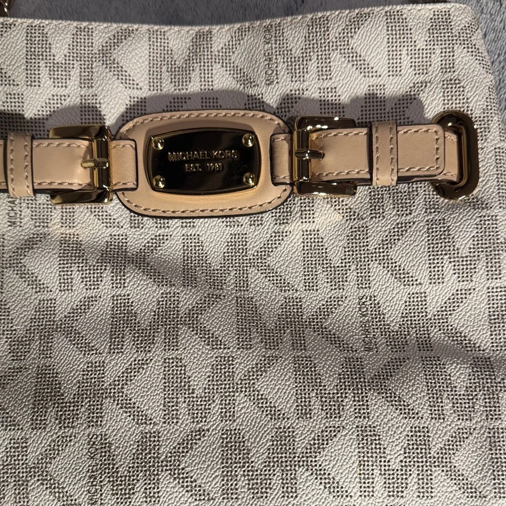 Michael Kors Signature Logo Crossbody Bag